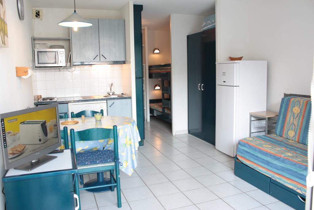 Appartements A Cote Lac Marin De Port D'Albret ヴュー・ブコー・レ・バン 部屋 写真