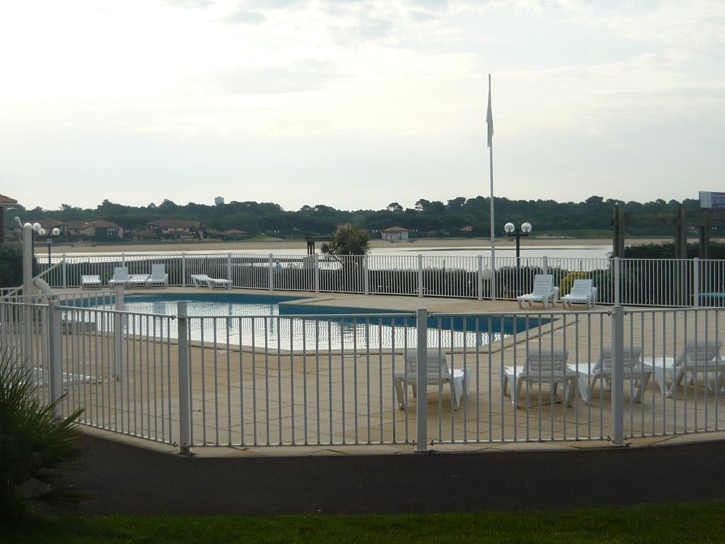 Appartements A Cote Lac Marin De Port D'Albret ヴュー・ブコー・レ・バン エクステリア 写真